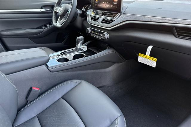 2025 Nissan Altima SL FWD
