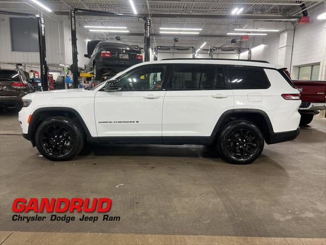 2024 Jeep Grand Cherokee L Altitude 4x4 2024 Jeep Grand Cherokee L Altitude 4x4