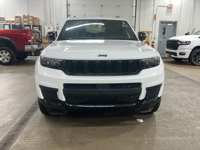 2024 Jeep Grand Cherokee L Altitude 4x4 2024 Jeep Grand Cherokee L Altitude 4x4