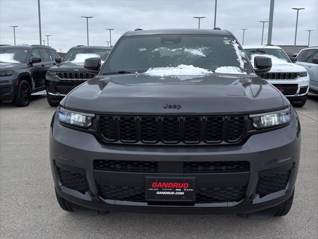 2023 Jeep Grand Cherokee L Altitude 4x4 2023 Jeep Grand Cherokee L Altitude 4x4