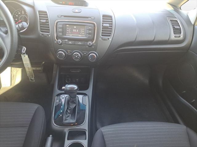 2017 Kia Forte LX 2017 Kia Forte LX