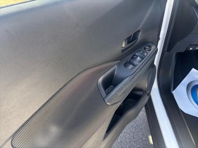 2018 Nissan Kicks S