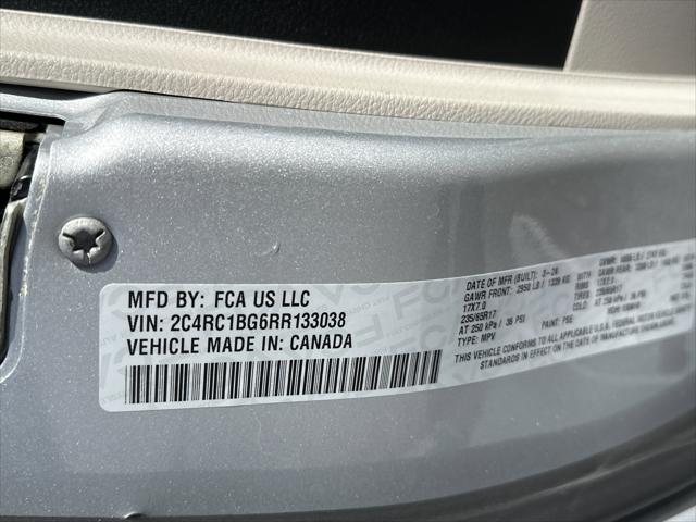 2024 Chrysler Pacifica Touring L