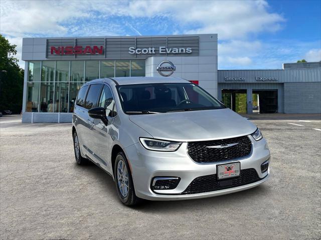 2024 Chrysler Pacifica Touring L for sale in Carrollton, GA