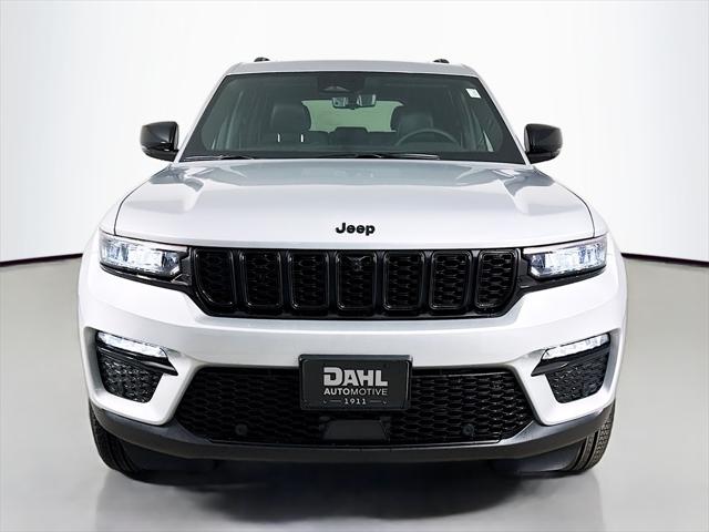 2025 Jeep Grand Cherokee GRAND CHEROKEE LIMITED 4X4 2025 Jeep Grand Cherokee GRAND CHEROKEE LIMITED 4X4