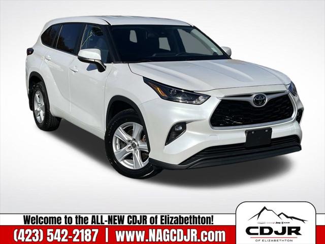 2023 Toyota Highlander LE