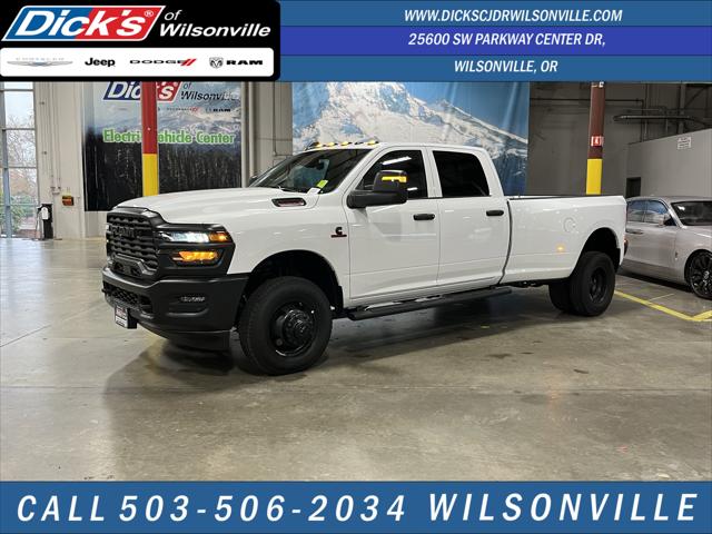 2026 RAM Ram 3500 RAM 3500 TRADESMAN CREW CAB 4X4 8 BOX