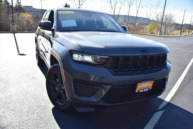 2022 Jeep Grand Cherokee Altitude 4x4 2022 Jeep Grand Cherokee Altitude 4x4