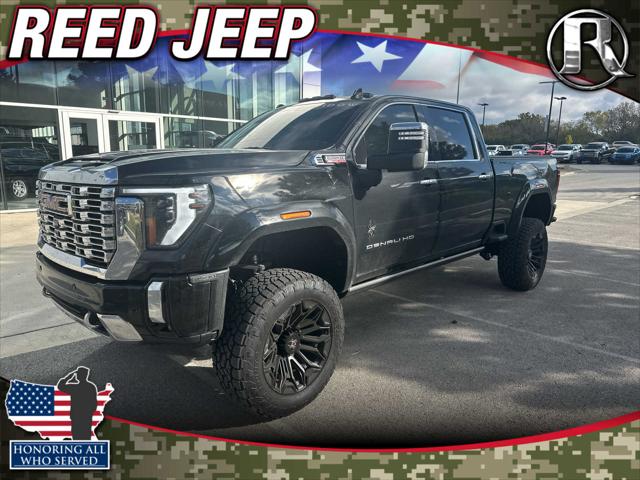 2025 GMC Sierra 2500HD 4WD Crew Cab Standard Bed Denali 2025 GMC Sierra 2500HD 4WD Crew Cab Standard Bed Denali