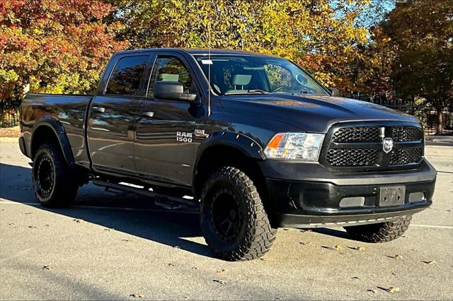 2017 RAM 1500 Tradesman Crew Cab 4x4 64 Box 2017 RAM 1500 Tradesman Crew Cab 4x4 64 Box