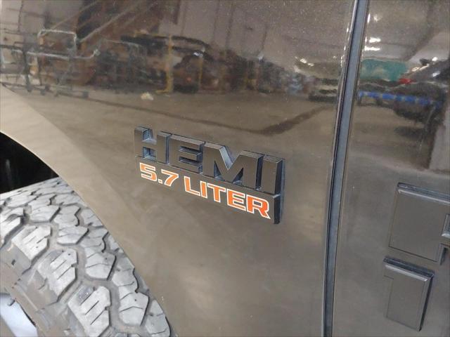 2018 RAM 1500 Big Horn Crew Cab 4x4 57 Box 2018 RAM 1500 Big Horn Crew Cab 4x4 57 Box