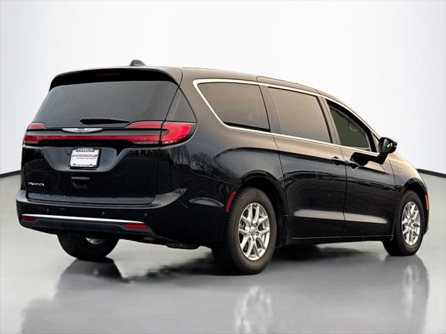 2024 Chrysler Pacifica Touring L 2024 Chrysler Pacifica Touring L