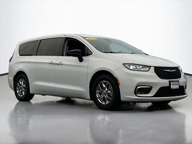 2024 Chrysler Pacifica Touring L 2024 Chrysler Pacifica Touring L