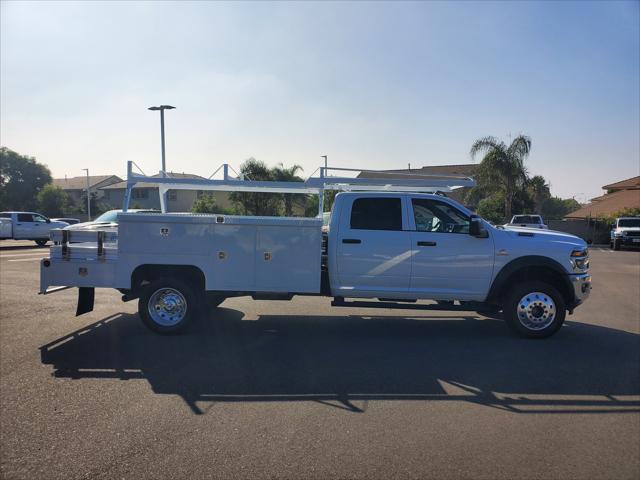 2026 RAM Ram 5500 Chassis Cab RAM 5500 TRADESMAN CHASSIS CREW CAB 4X4 84 CA