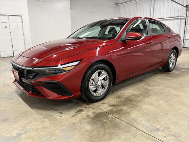 2025 Hyundai Elantra SE 2025 Hyundai Elantra SE