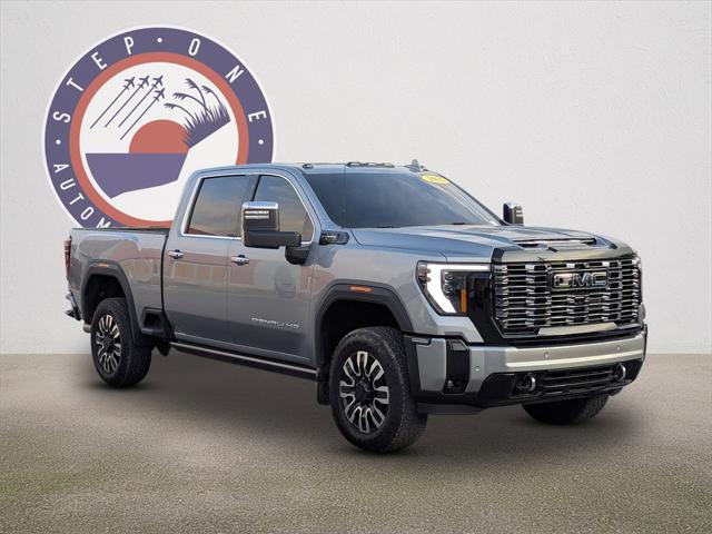 2025 GMC Sierra 2500HD 4WD Crew Cab Standard Bed Denali Ultimate 2025 GMC Sierra 2500HD 4WD Crew Cab Standard Bed Denali Ultimate