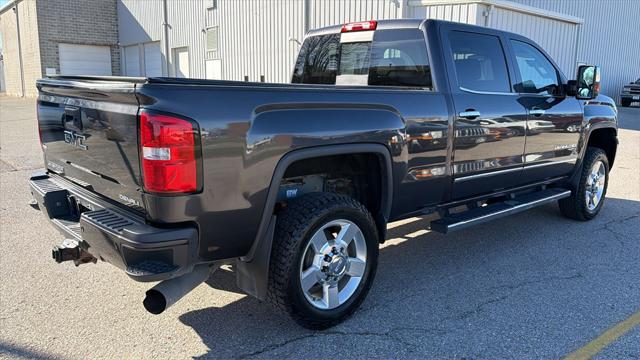 2016 GMC Sierra 2500HD Denali 2016 GMC Sierra 2500HD Denali