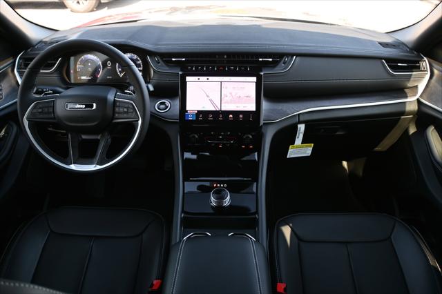 2025 Jeep Grand Cherokee Limited 4x2 2025 Jeep Grand Cherokee Limited 4x2