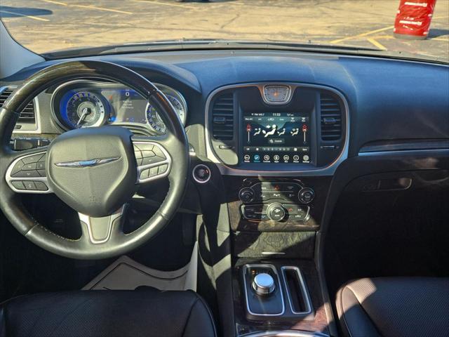 2018 Chrysler 300 Limited AWD 2018 Chrysler 300 Limited AWD