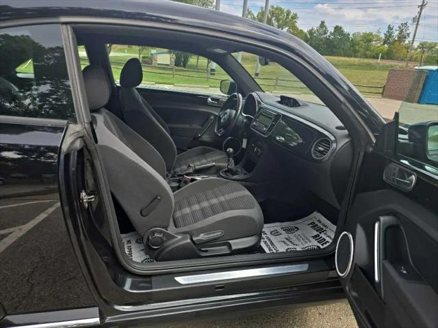 2012 Volkswagen Beetle 2.0T