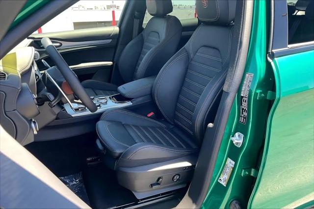 2025 Alfa Romeo Stelvio Sprint AWD