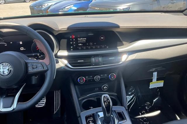 2025 Alfa Romeo Stelvio Sprint AWD