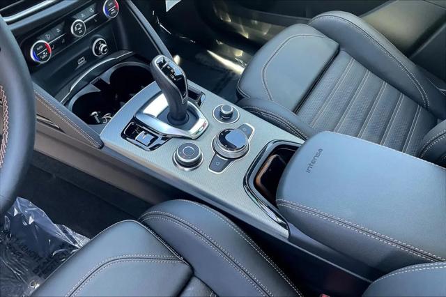 2025 Alfa Romeo Stelvio Sprint AWD