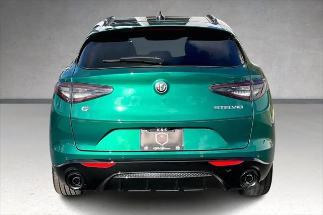 2025 Alfa Romeo Stelvio Sprint AWD