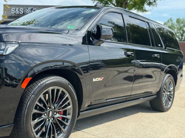 2023 Cadillac Escalade ESV 4WD V-Series