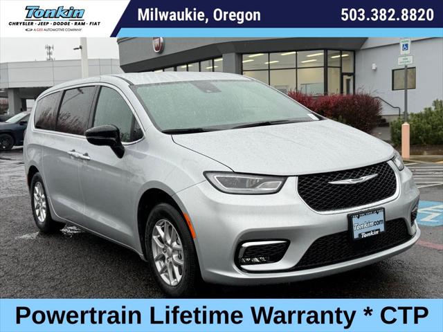 2026 Chrysler Pacifica Select for sale in Milwaukie, OR