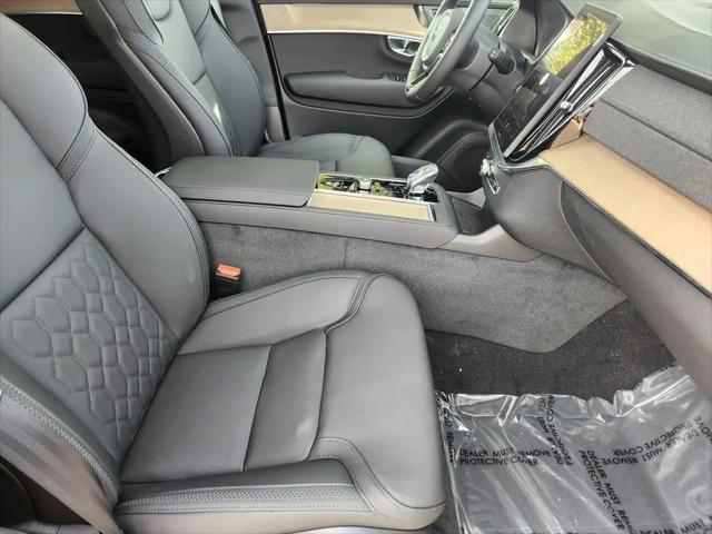 2026 Volvo XC90 Plus, B6 AWD Gas (mild hybrid), Gasoline, Bright, 7 Seats