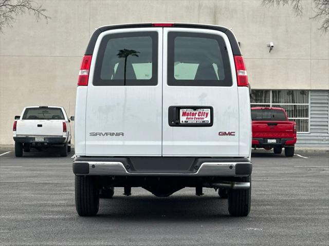 2025 GMC Savana Cargo RWD 3500 Regular Wheelbase Work Van