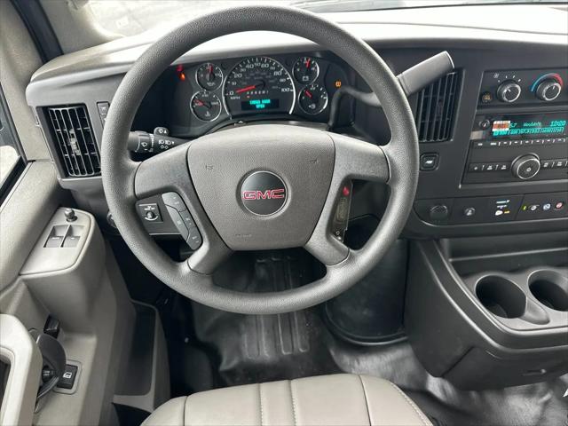 2025 GMC Savana Cargo RWD 3500 Regular Wheelbase Work Van