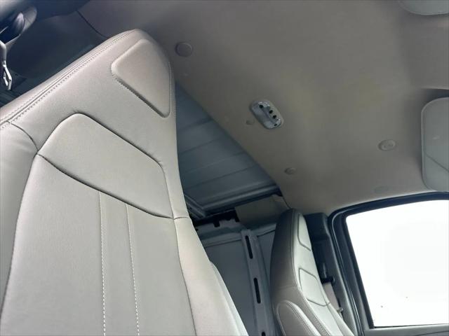 2025 GMC Savana Cargo RWD 3500 Regular Wheelbase Work Van