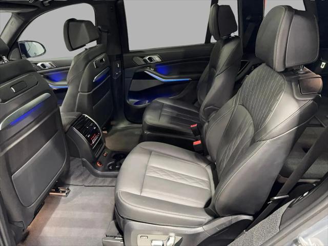 2023 BMW X7 M60i