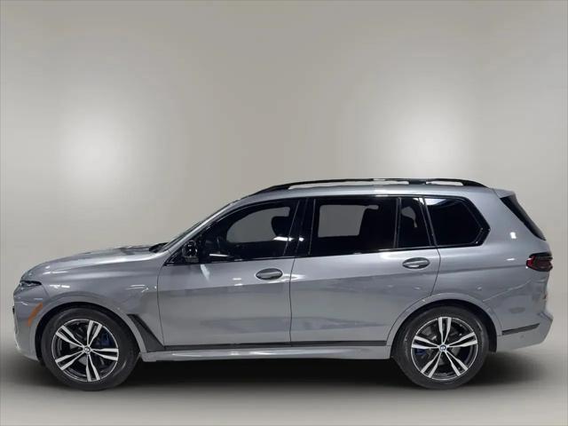 2023 BMW X7 M60i