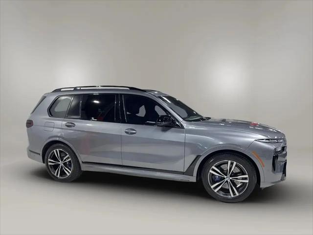 2023 BMW X7 M60i