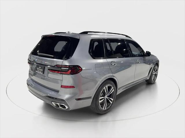 2023 BMW X7 M60i