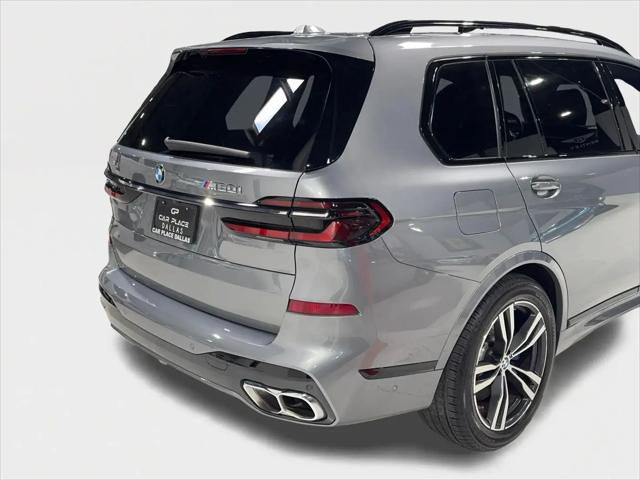 2023 BMW X7 M60i