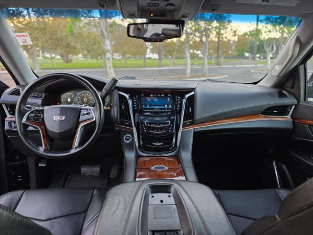 2015 Cadillac Escalade ESV Luxury