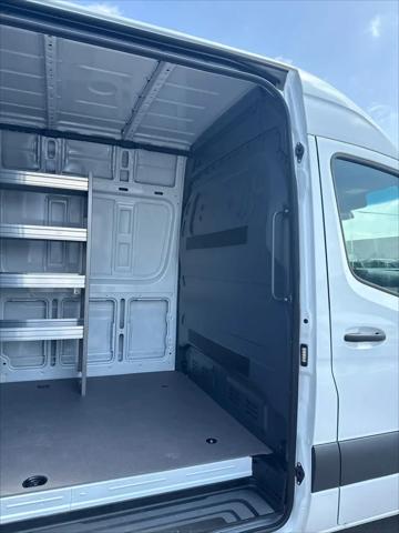 2026 Mercedes-Benz Sprinter 2500 Standard Roof 4-Cyl Diesel