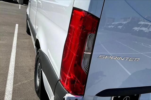 2026 Mercedes-Benz Sprinter 2500 Standard Roof 4-Cyl Diesel