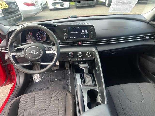 2021 Hyundai Elantra SE