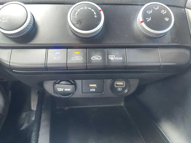 2021 Hyundai Elantra SE