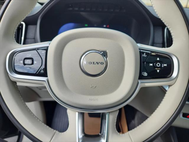 2026 Volvo XC90 Ultra, B6 AWD Gas (mild hybrid), Gasoline, Bright, 7 Seats