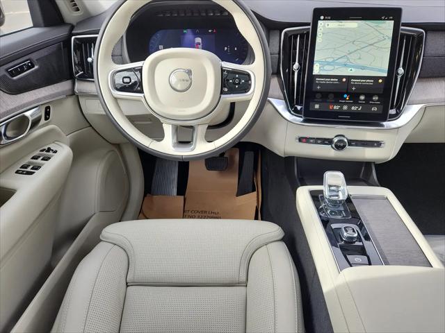 2026 Volvo XC90 Ultra, B6 AWD Gas (mild hybrid), Gasoline, Bright, 7 Seats