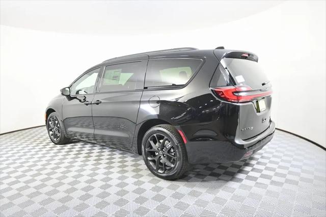 2026 Chrysler Pacifica Limited AWD