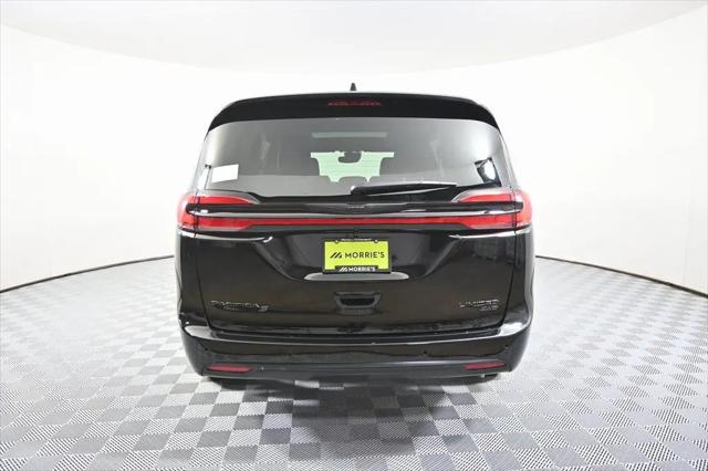 2026 Chrysler Pacifica Limited AWD