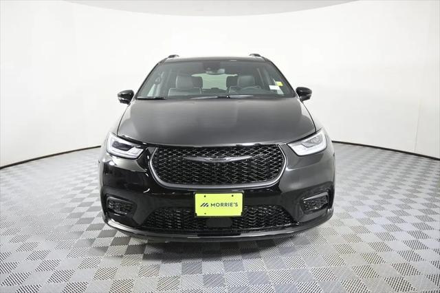2026 Chrysler Pacifica Limited AWD