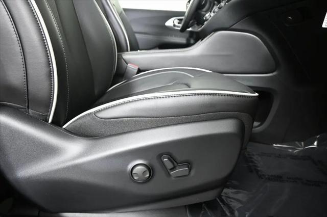 2026 Chrysler Pacifica Limited AWD